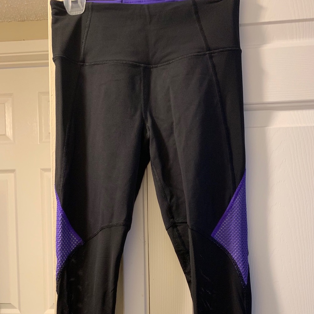Workout Tights - Picture 1 of 3
